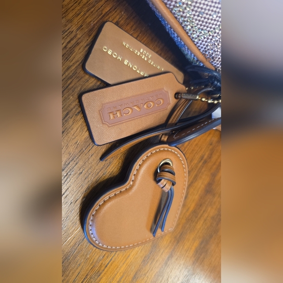 Coach Hamptons Hobo Bag In Crystal Signature Jacquard - Picture 3 of 6